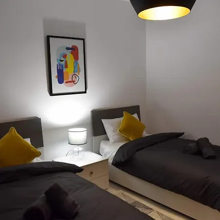 Voguish 3 Bedroom Apartamento