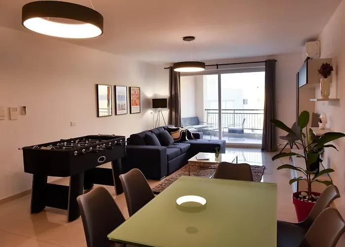 Voguish 3 Bedroom Apartamento St Paul's Bay