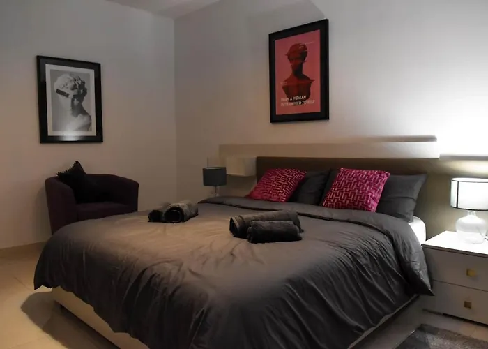 Voguish 3 Bedroom * St Paul's Bay