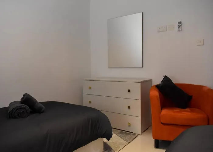 Voguish 3 Bedroom * St Paul's Bay